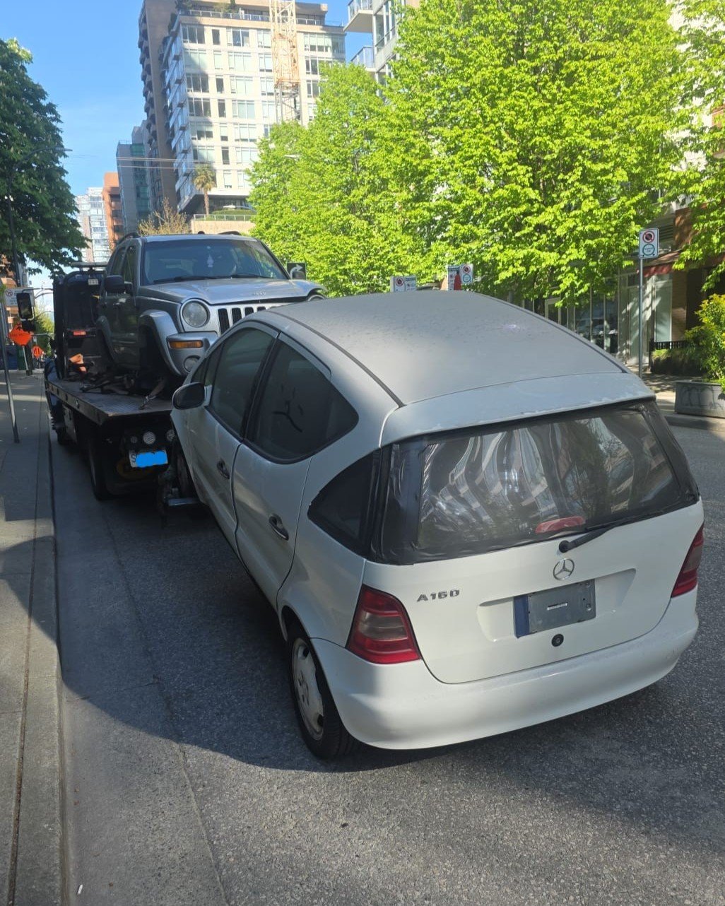 Vehicle recycling pickup in Vancouver